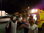 بالصور: إصابة متوسطة لشابين بحادثة طعن بمدينة يافا 