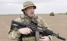  روسيا: 10 قتلى في سقوط طائرة خاصة .. بينهم بريغوجين