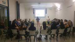 بالصور: كوادر تربوية يافية تبادر لتنظيم ورشة عمل بعنوان "الانتقال للصف الأول" 