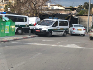 قوات كبيرة من الشرطة تُداهم بيارة دكة في مدينة يافا