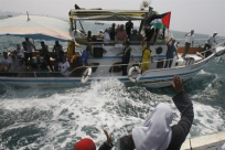 الزوارق الاسرائيلية تهاجم" الزيتونة"