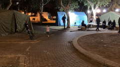 يافا وسط التهجير - 8 عائلات تسكن في الخيام بالحديقة العامة 