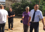 المحامي موسى سابا سيعمل على حل مشكلة تجمّع مياه الصرف الصحي في البلدة القديمة بالرملة