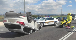  اصابة متوسطة لسائق بانقلاب مركبة قرب اللد 