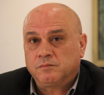 النائب عيساوي فريج: القاضي كبوب اراد الحفاظ على كرامته في ظل واقع بائس وعنصري