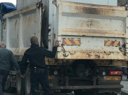 اصابة طفيفة بحادث بين شاحنة ومركبة في مدينة يافا 