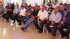 بالصور: اجتماع لدعم فريق أبناء اللد ومسيرة المرحوم ابو صبحي الزبارقة في مدينة اللد