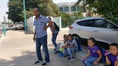  بالفيديو: المطالبة بتركيب اشارات مرورية أمام المدرسة العمرية بالرملة حفاظاً على سلامة الطلاب