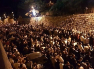 فيديو: 22 اصابة بينهم 2 خطيرة في مواجهات بمحيط الاقصى