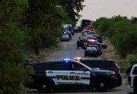 العثور على جثث 46 شخصا داخل شاحنة في تكساس