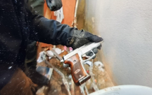  الرملة: اعتقال مشتبهين بعد ضبط مسدسين وذخيرة بالمدينة