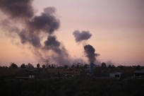 إسرائيل تقصف 25 موقعًا في غزة والمقاومة ترد بـ30 صاروخًا