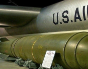 فيديو.. جولة داخل طائرة "يوم القيامة" القادرة على شن حرب نووية