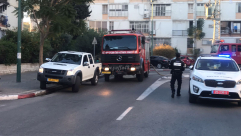 بالفيديو: أضرار جسيمة لبيتين اثر حريق كبير في مدينة يافا دون وقوع اصابات