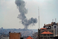 القصف الإسرائيلي يتصاعد على غزة