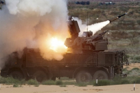 الدفاعات الجوية السورية تتصدى لأهداف معادية