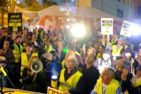 السترات الصفراء في تل ابيب