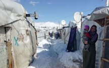 الثلوج تدمر خيام اللاجئين في لبنان