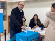 فيديو: النائب سامي أبو شحادة يُدلي بصوته "هذا هو يوم الحسم"