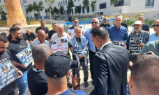 تمديد اعتقال قاتل الشهيد ديار العمري ووقفة احتجاجية أمام المحكمة