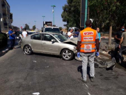 اصابة سائق دراجة نارية بحادث طرق في الرملة