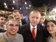  مواطن من يافا يحظى بالتقاط صورة من الرئيس التركي "رجب طيب أردوغان"