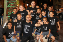 بالصور: توزيع قمصان على المصلين في مسجد السكسك بيافا بمناسبة رمضان