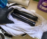 اللد: ضبط مسدس وعبوتين أنبوبيتين خلال مداهمة للشرطة 