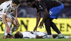 بالفيديو - وفاة لاعب على أرض الملعب