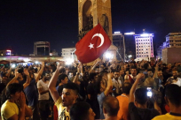 تركيا .. قرارات قضائية بالحبس واغلاق كليات عسكرية