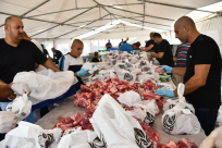  التوزيع حتى الخامسة - جمعية يافا تدعو كل العائلات اليافية لاستلام حصتها من لحوم الأضاحي