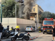  حريق في ساحة أحد البيوت العربية بمدينة يافا 