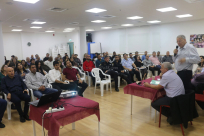  فيديو صور: لقاء يجمع مدير عام بلدية تل ابيب بأهالي مدينة يافا في المركز الجماهيري