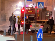 فيديو: حرق حاوية نفايات بيافا والشرطة تستنفر قواتها 