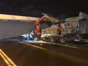 محدّث - مقتل شخصين بانهيار جسر "كوكاكولا" في شارع 4 على شاحنة 