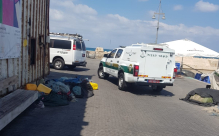  بالصور: من جديد - الشرطة تُداهم مخازن الصيادين في ميناء يافا