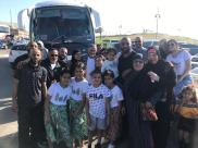 فيديو: وصول حافلة الفوج الرابع من معتمري مدينة يافا إلى ديارهم بسلام 