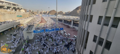 آلاف الحجاج يغادرون مكة المكرمة مع انتهاء موسم الحج