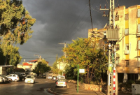 الطقس: أجواء غائمة وباردة وتتساقط زخات من الأمطار