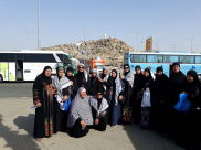  بالصور: معتمرو مدينتي اللد والرملة يزورون المشاعر المقدسّة في مكة المكرمة