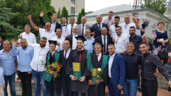  بالصور: تخريج كوكبة جديدة من الأطباء في مدينة الرملة 