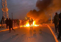 مواجهات ليلية في النقب: 13 معتقلا على الأقل واعتداءات واسعة