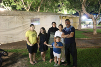  فيديو: بعد القاء عائلتها في الشارع "سنبقى في خيمتنا حتى آخر نفس للحصول على مسكن بكرامة" 