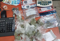    اعتقال مشتبهيْن من اللد ورهط بالتجارة في السموم