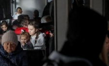 أوكرانيا: روسيا قصفت مسجداً في ماريوبول احتمى به العشرات 