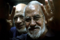 مصر: الحكم بالإعدام على مرشد الإخوان المسلمين محمد بديع و7 من قيادات الجماعة