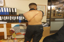 لائحة اتهام ضد 3 يهود من حولون بشبهة تورطهم بطعن شاب من اللد 