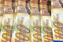 بشرى للعمال والموظفين - قريباً سترتفع المعاشات في البلاد 