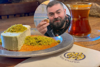  باسل الحاج يزور يافا ويتذوّق الكنافة من "يافا كنافة"