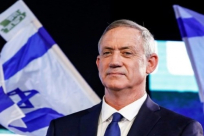 المشتركة: غانتس نقض وعوده بزحفه لحكومة نتنياهو